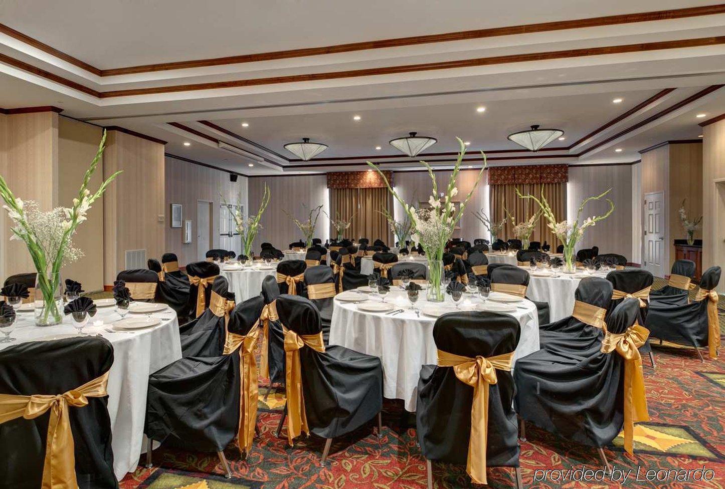 Hilton Garden Inn Шривпорт Ресторан фото